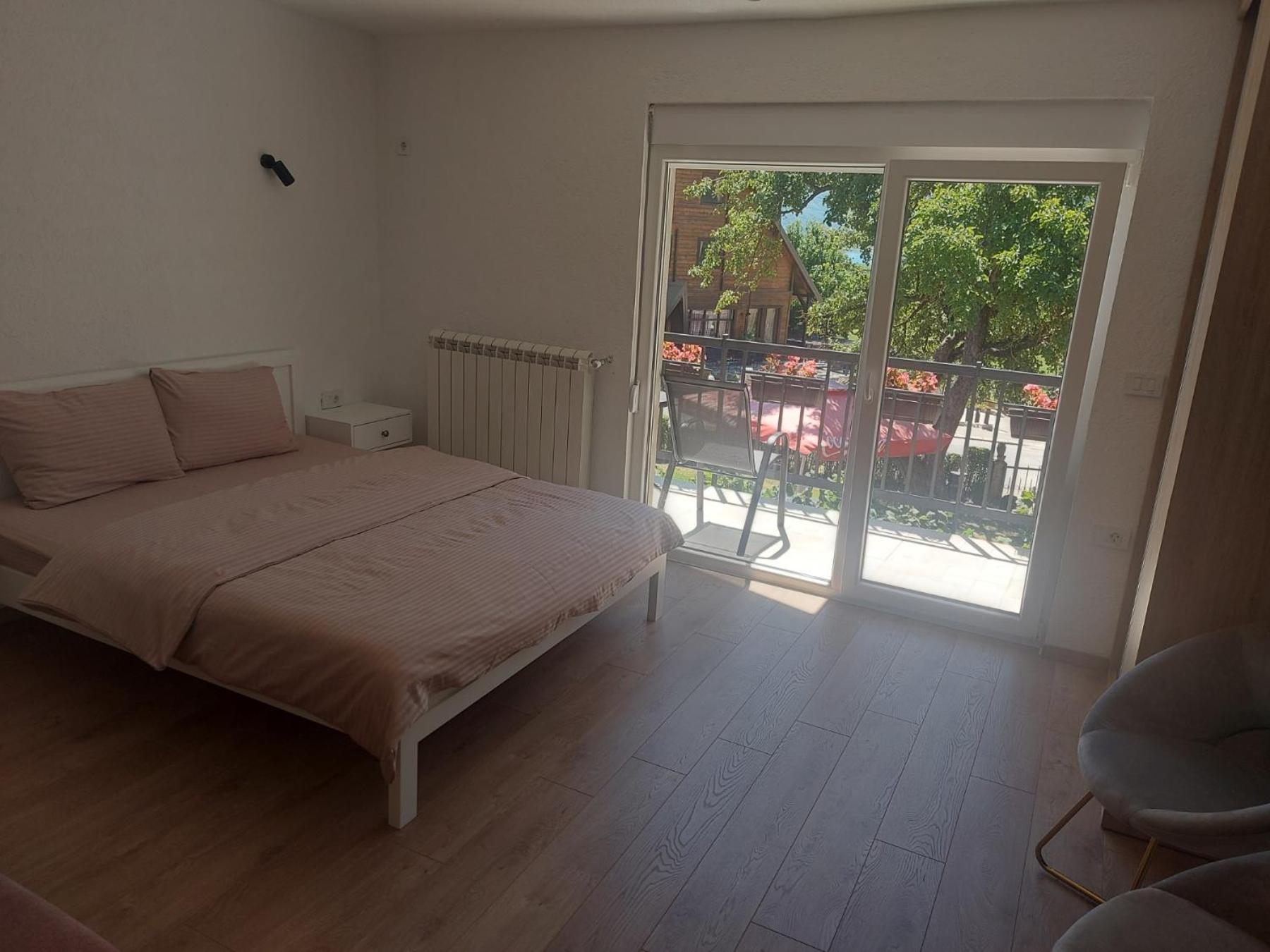 Rooms Lida & Friendly Home Plav Eksteriør billede